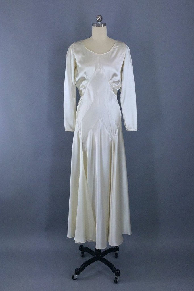 Vintage 1920s - 1930s Satin Wedding Dress Vintage 1920s - 1930s Satin Wedding Dress