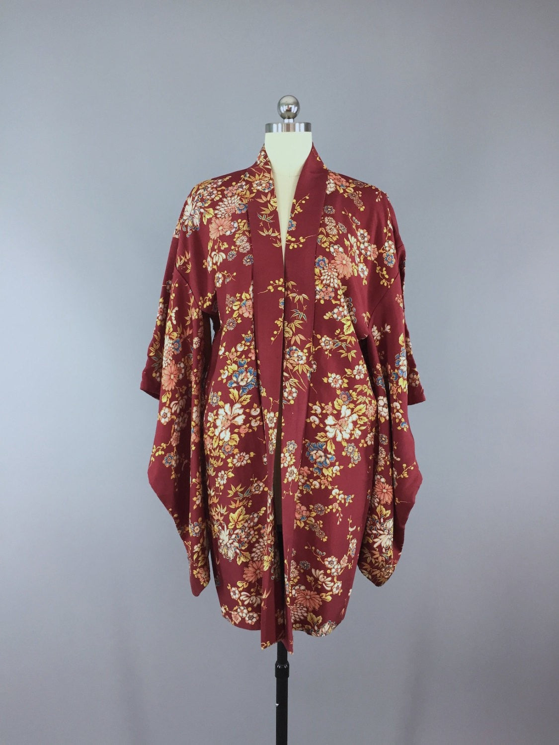 1920s Vintage Silk Haori Kimono Cardigan / Marsala Floral Print - ThisBlueBird