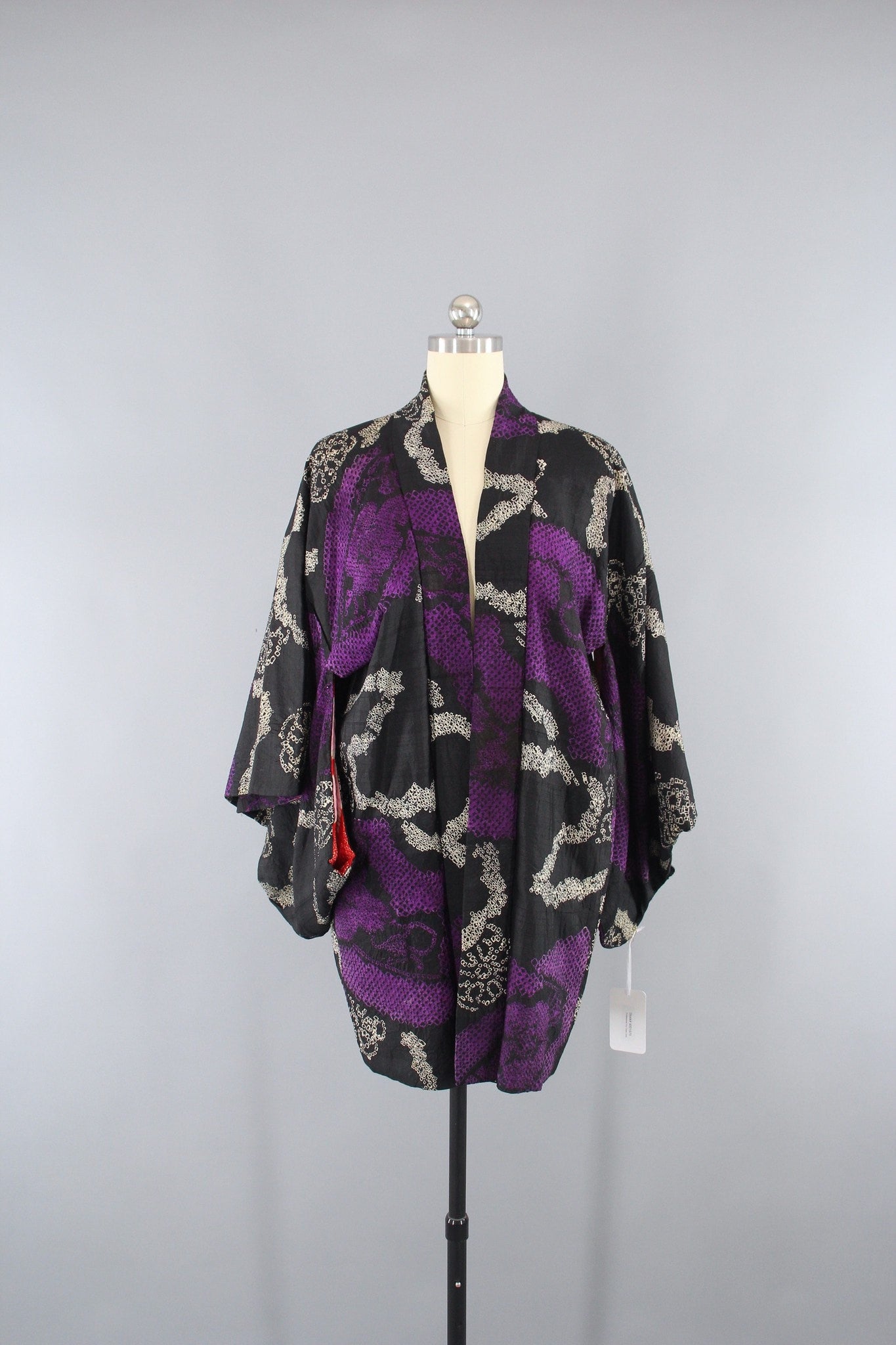 1920s Vintage Silk Haori Kimono Jacket in Purple and Black Shibori - ThisBlueBird