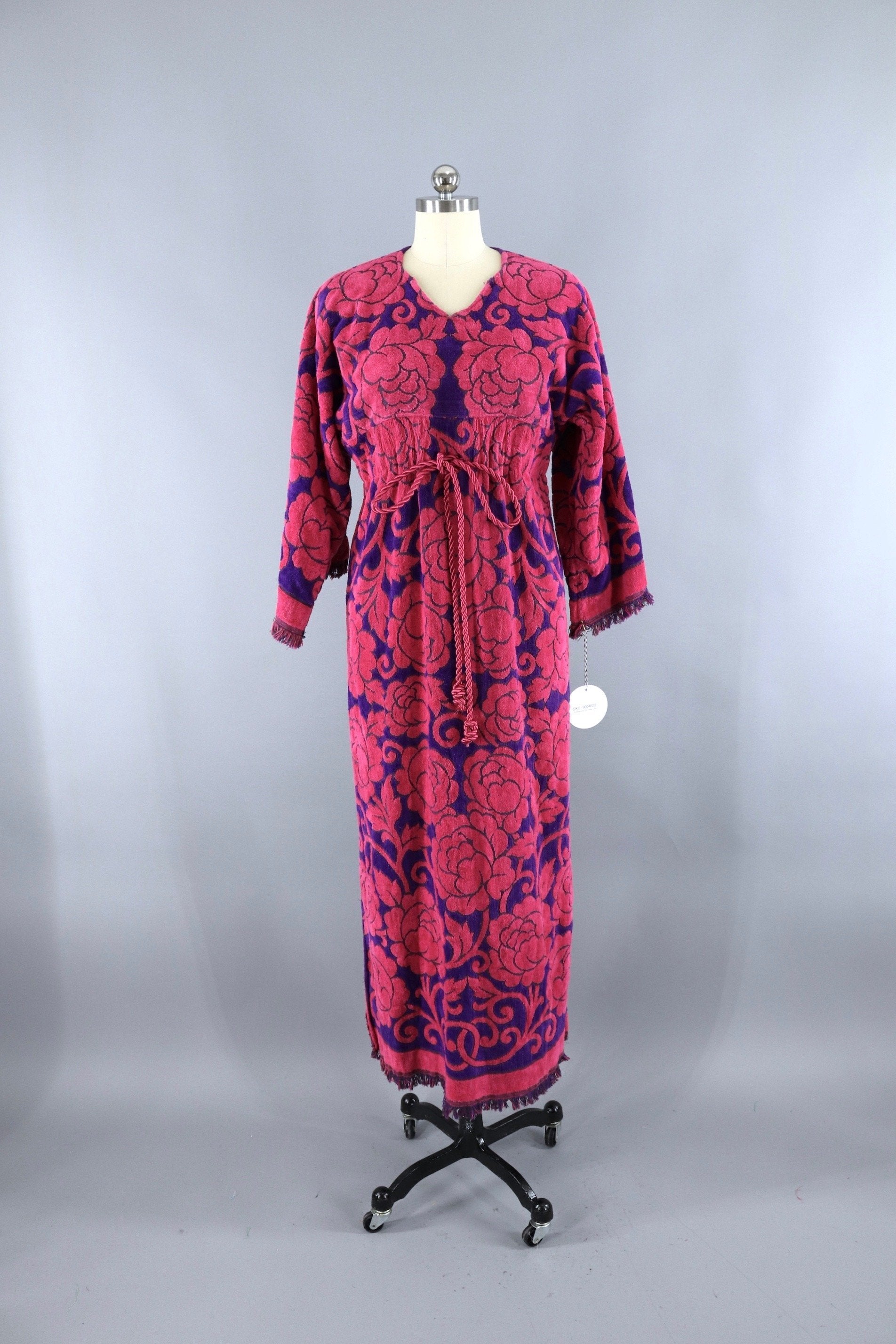 1960s Vintage Terry Cloth Towel Dress / Pink & Purple Roses – ThisBlueBird
