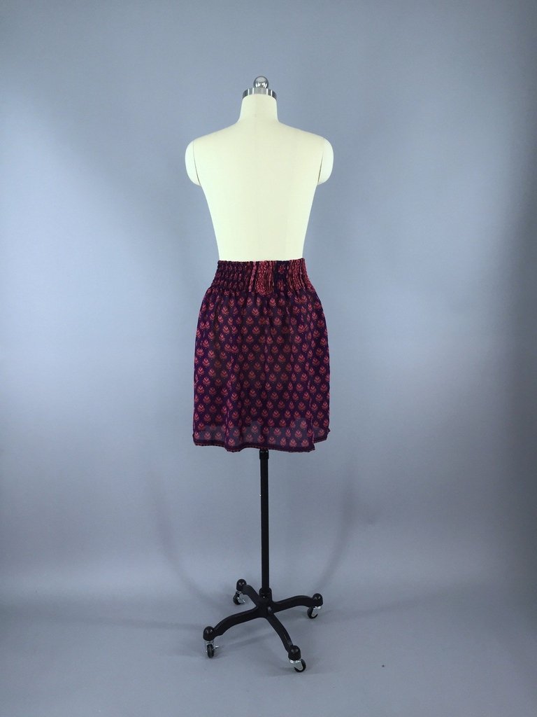 Chiffon Skirt / Vintage Indian Sari / Purple Leaf Floral Print / Size Large to Extra Large L XL - ThisBlueBird