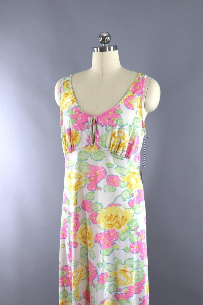 Vintage 1960s Pink Floral Print Long Nightgown - ThisBlueBird