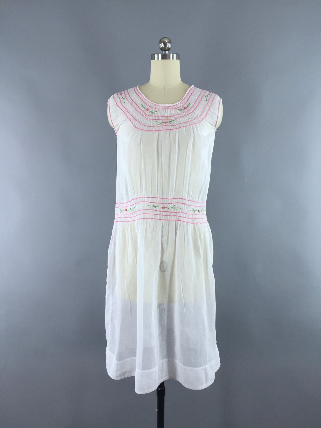 Vintage 1920s Embroidered Bohemian Peasant Dress – ThisBlueBird