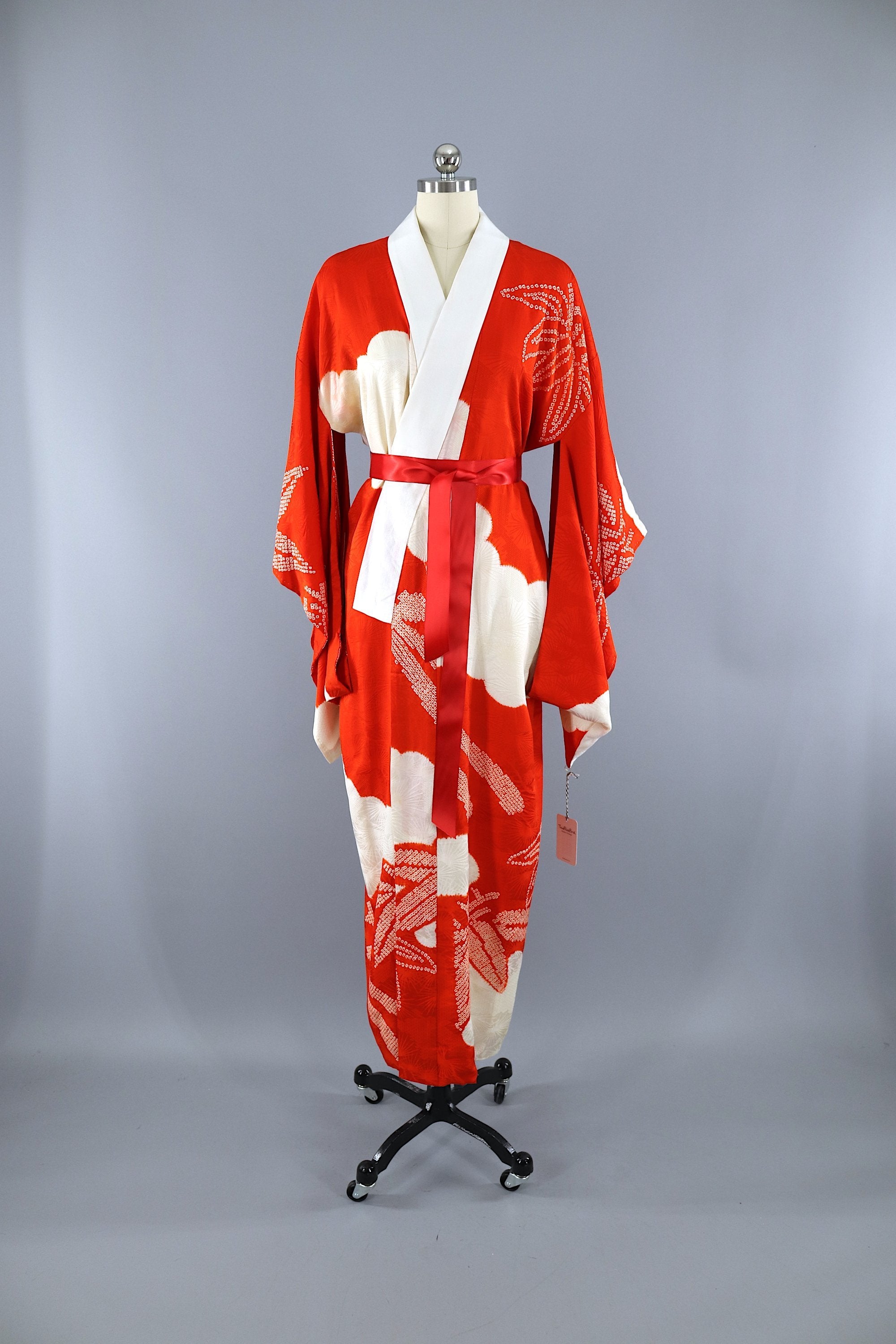 Vintage 1940s Silk Kimono Robe Juban / Red & White Shibori – ThisBlueBird