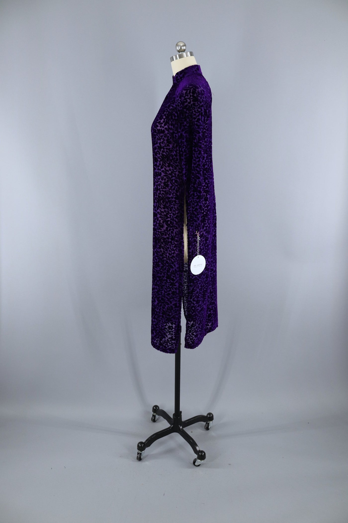 Vintage 1970s 1980s Ao Dai Vietnamese Dress / Sheer Purple Velvet Devore - ThisBlueBird