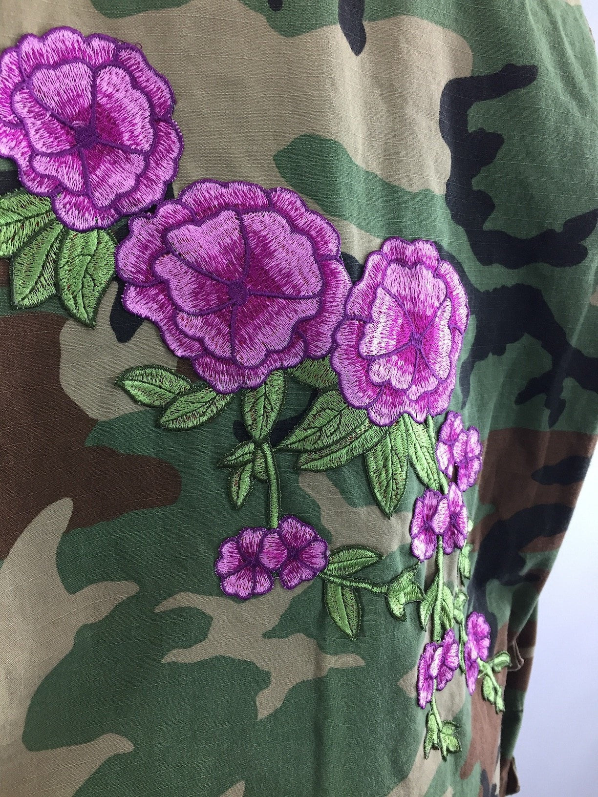 Vintage Air Force Embroidered Camouflage Jacket / Magenta Pink Floral Embroidery Camo - ThisBlueBird