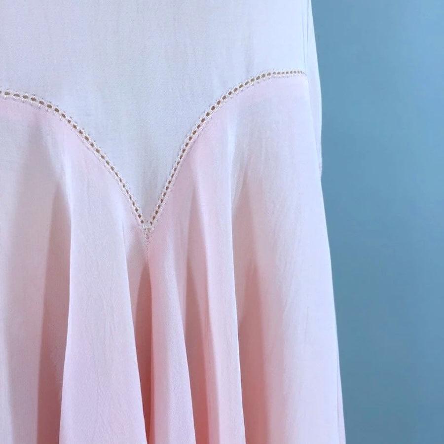 How to Wear 1920s Flapper Style in a Modern Way – ThisBlueBird