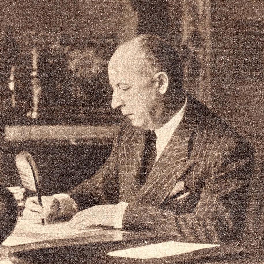 Iconic Fashion Designers Who Defined the Vintage Era-ThisBlueBird