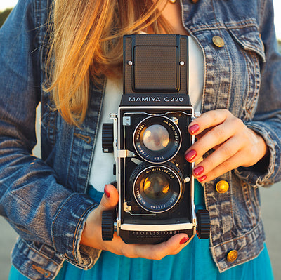 Capturing History: A Guide to Collecting Antique and Vintage Cameras