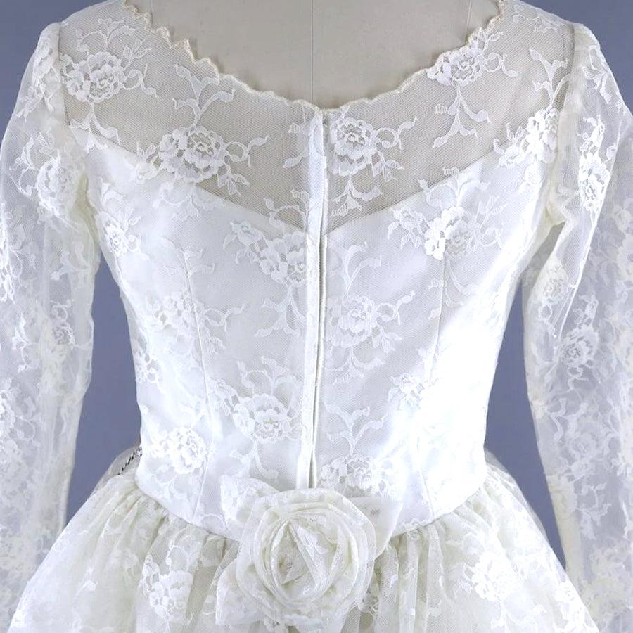 The History of Vintage Wedding Dresses and Their Timeless Appeal-ThisBlueBird