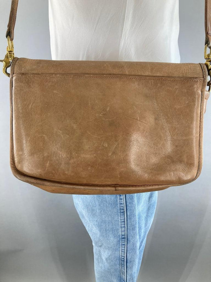Vintage 1970s Coach City Bag NYC-ThisBlueBird