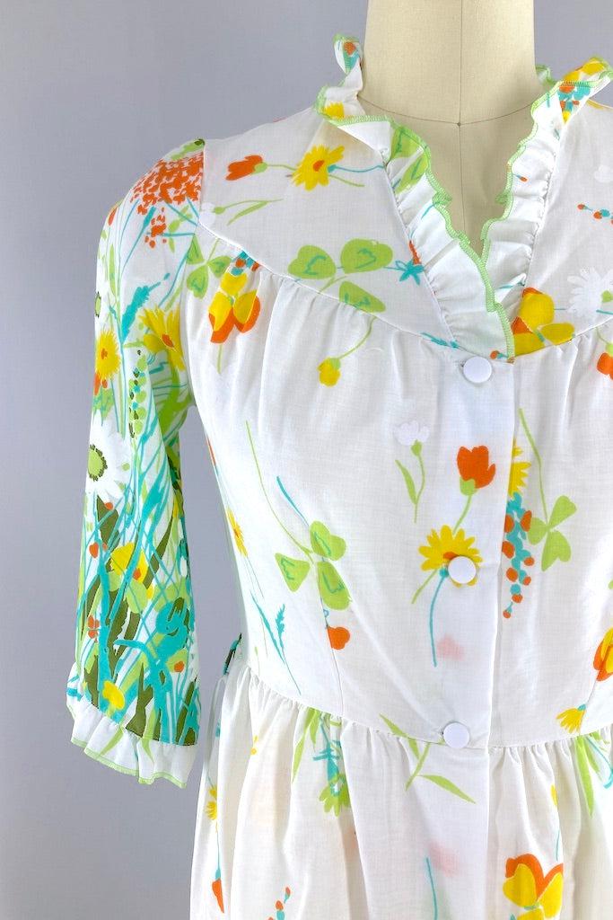 Vintage Preppy Floral Lounging Robe-ThisBlueBird