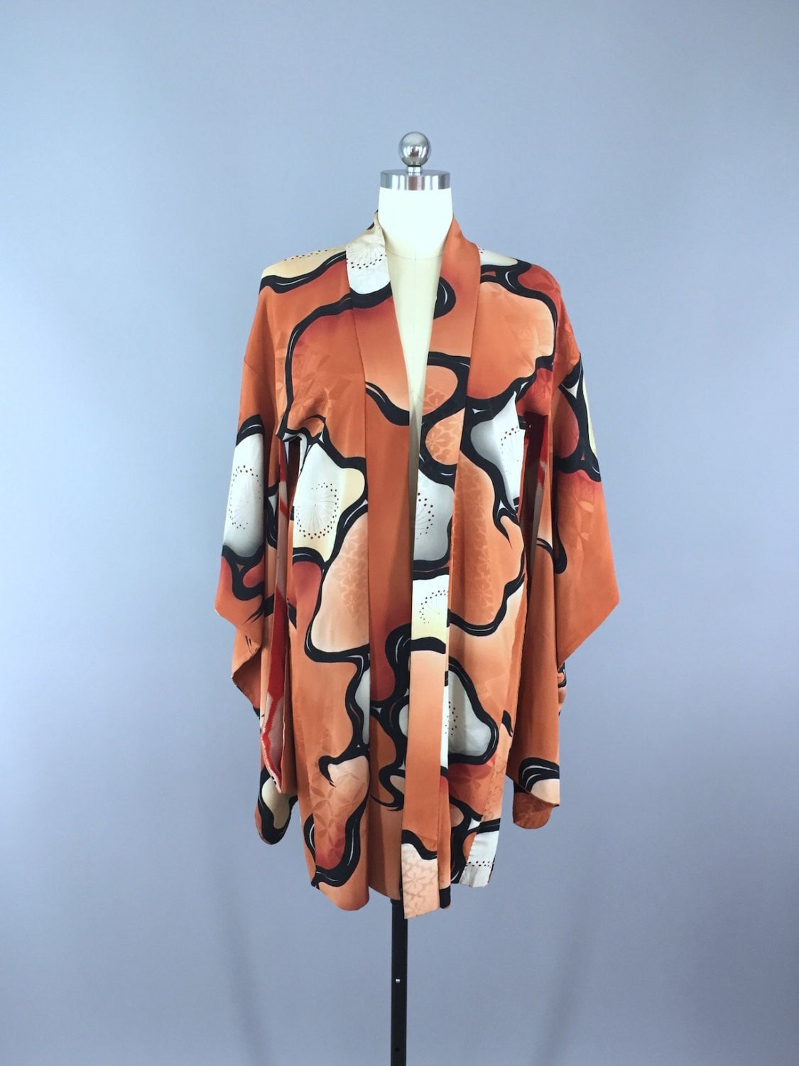 1920s Vintage Silk Haori Kimono Cardigan - ThisBlueBird