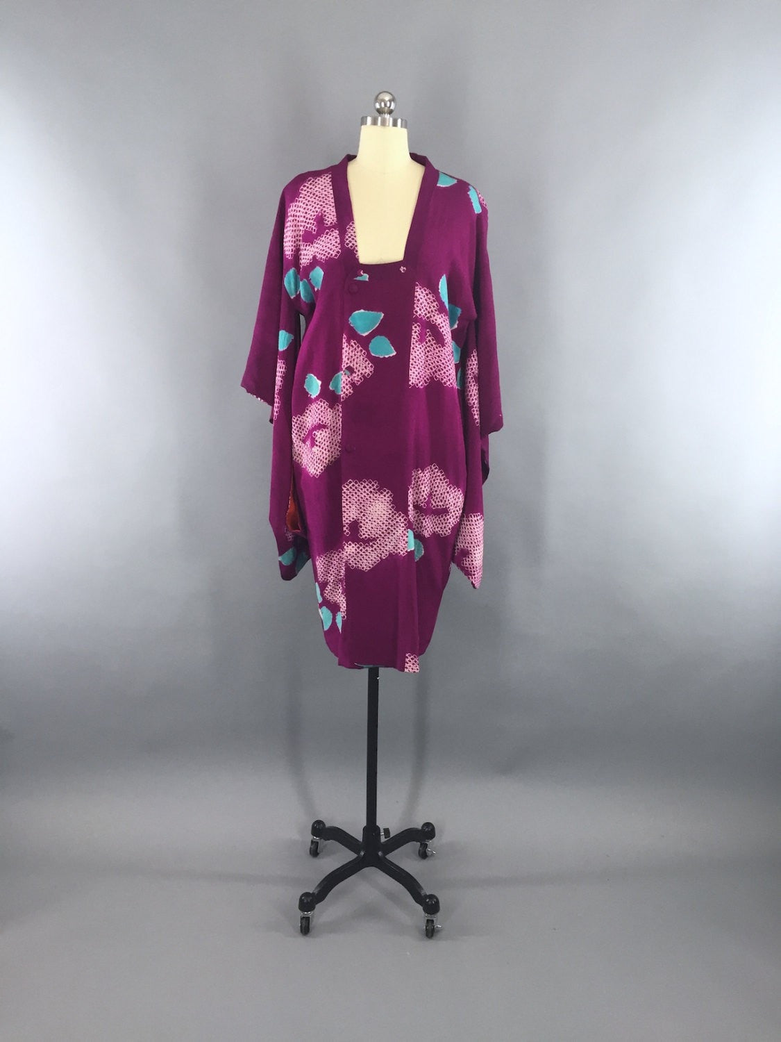 1920s Vintage Silk Kimono Jacket Michiyuki Coat in Magenta Purple Shibori - ThisBlueBird