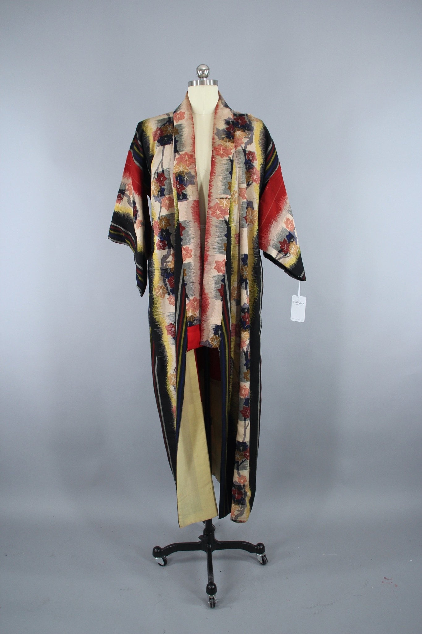 1920s Vintage Silk Kimono Robe / Black Ikat Floral - ThisBlueBird