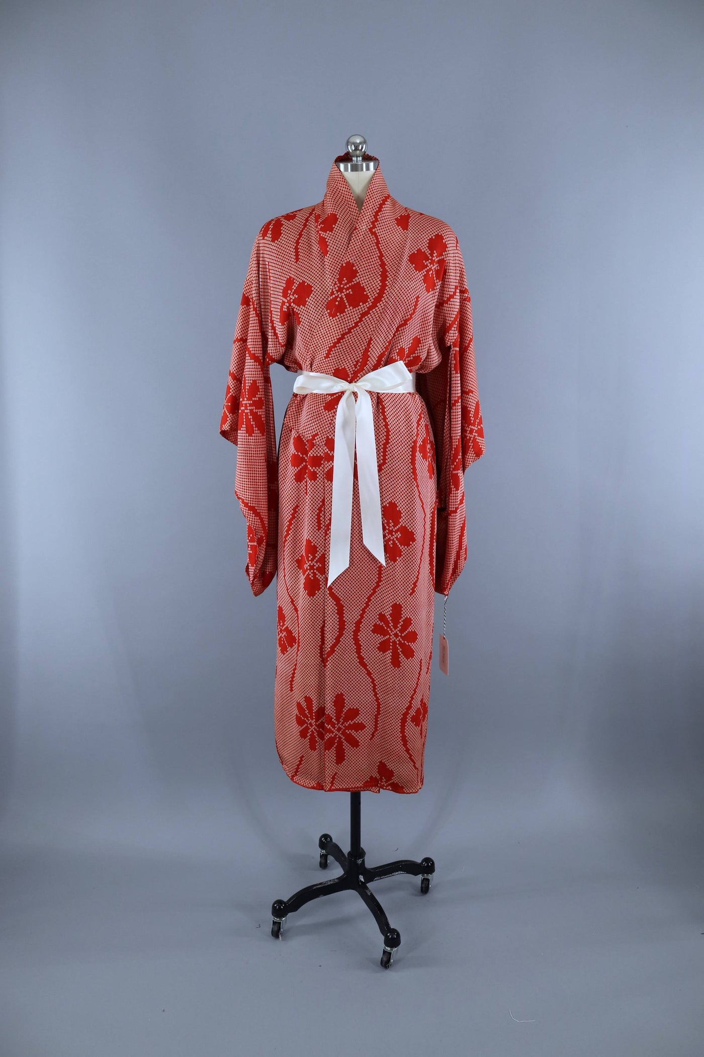 1920s Vintage Silk Kimono Robe / Red & White Shibori - ThisBlueBird