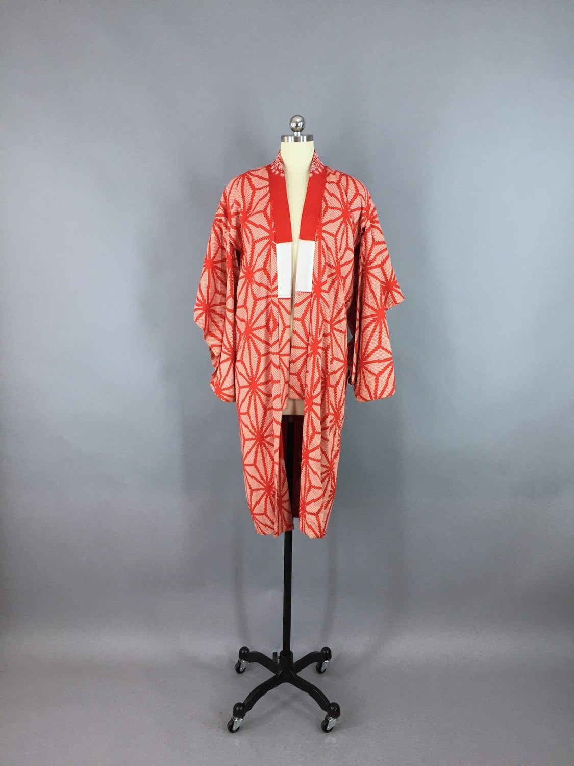 1920s Vintage Silk Kimono Robe / Shibori Red Stars - ThisBlueBird