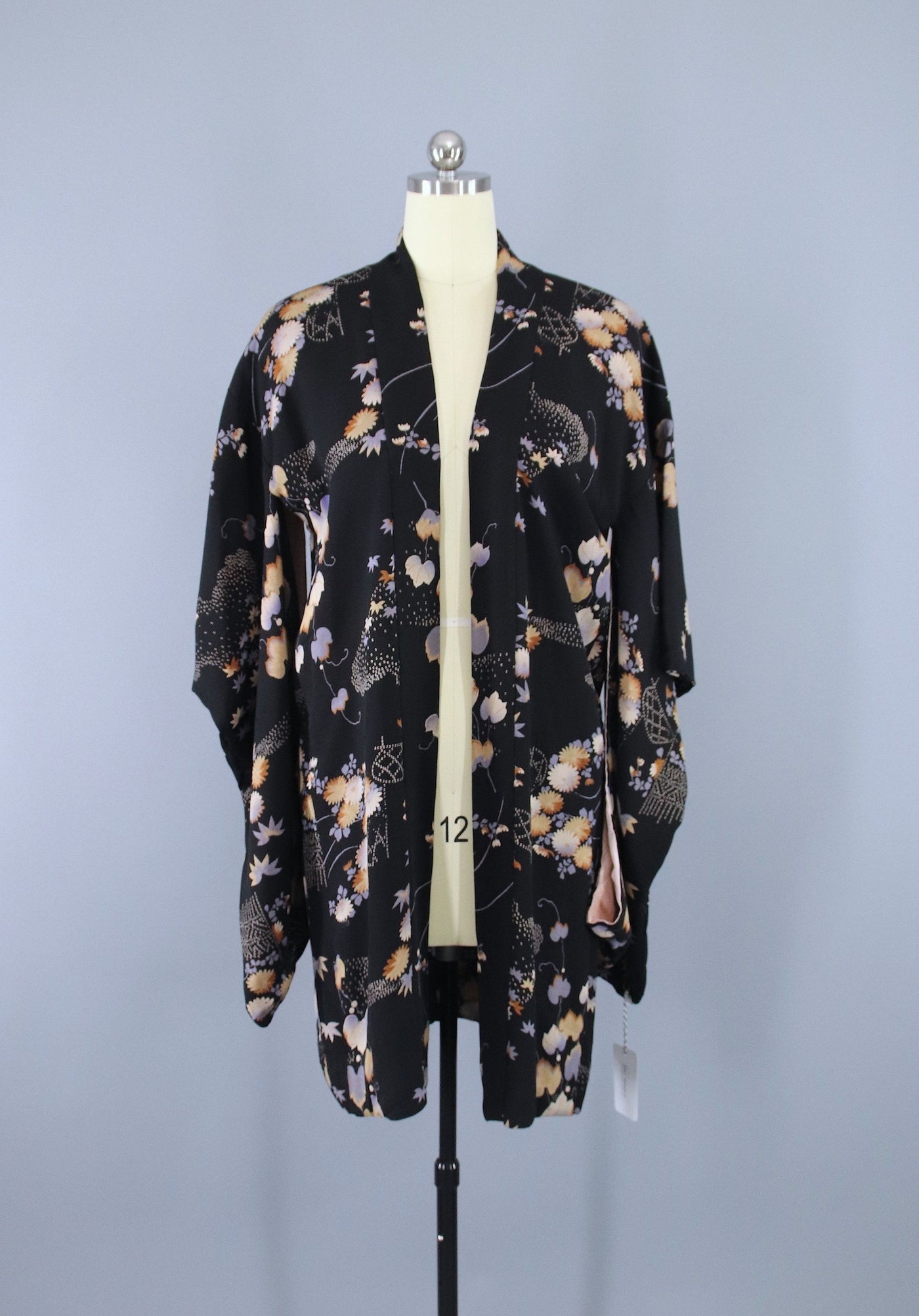1930s Vintage Haori Kimono Jacket / Black & Tan Floral Print - ThisBlueBird