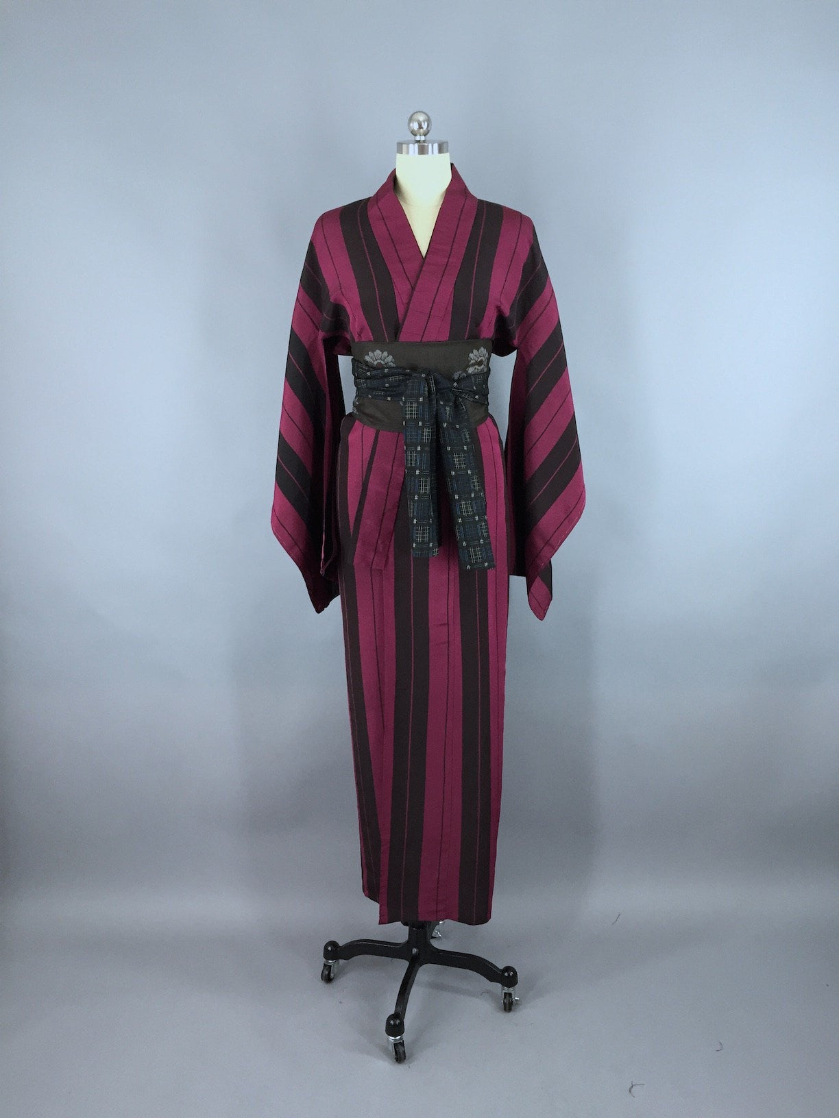 1930s Vintage Kimono Robe / Purple Stripes – ThisBlueBird