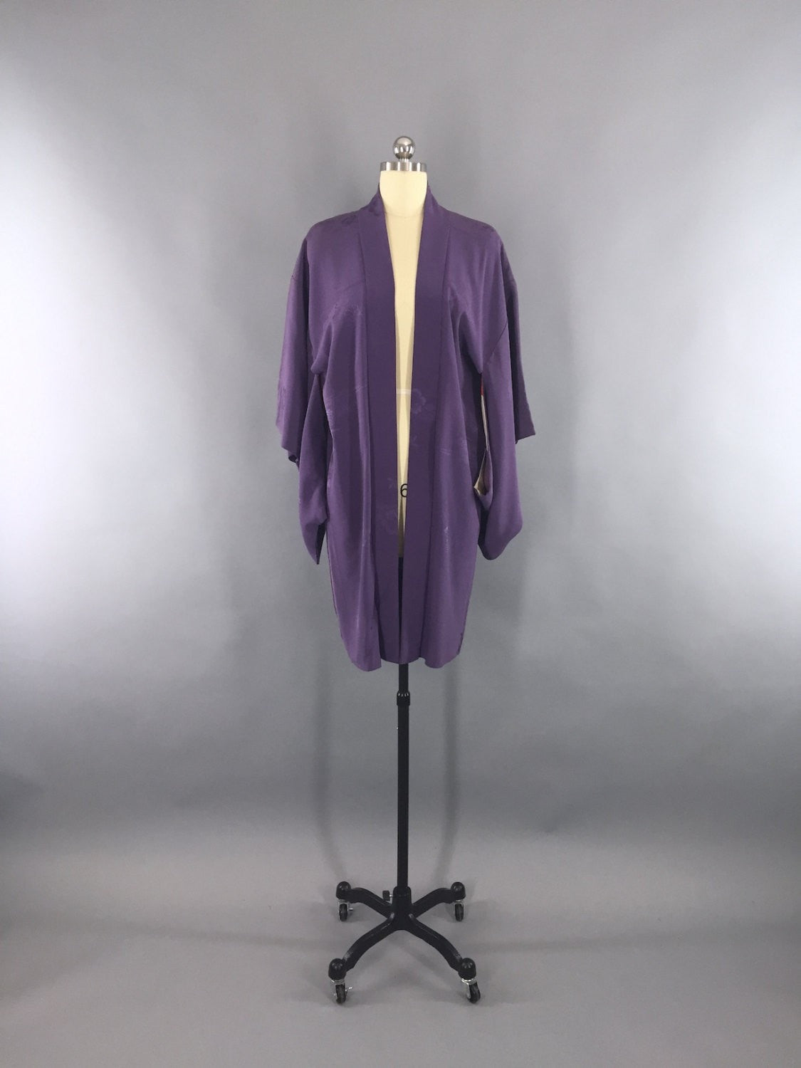 1930s Vintage Silk Haori Kimono Jacket Cardigan in Dark Lavender Purple - ThisBlueBird