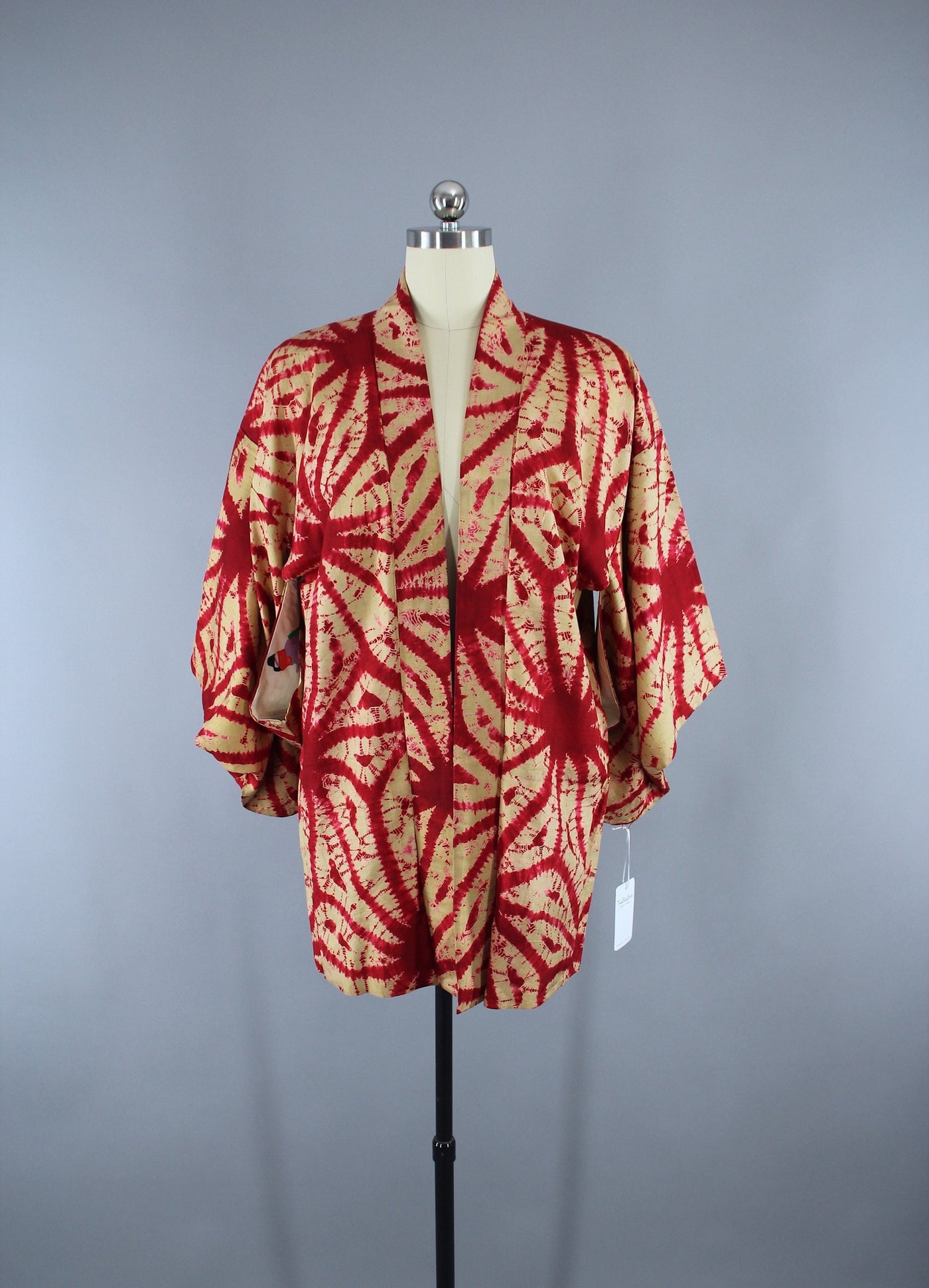 1930s Vintage Silk Haori Kimono Jacket Cardigan / Japanese Sun / Red & Gold Shibori - ThisBlueBird