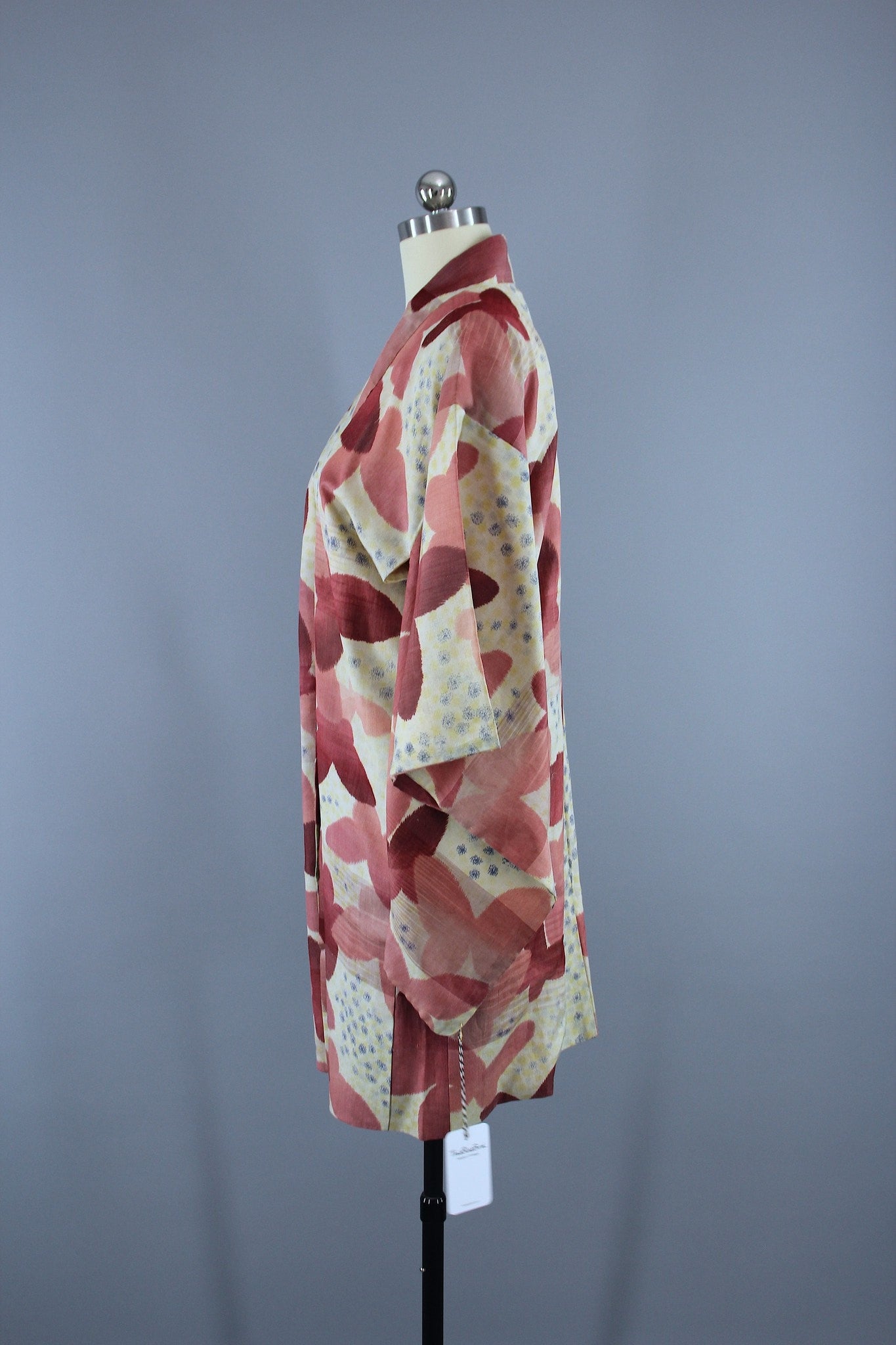 1930s Vintage Silk Haori Kimono Jacket Cardigan with Pink Butterflies - ThisBlueBird