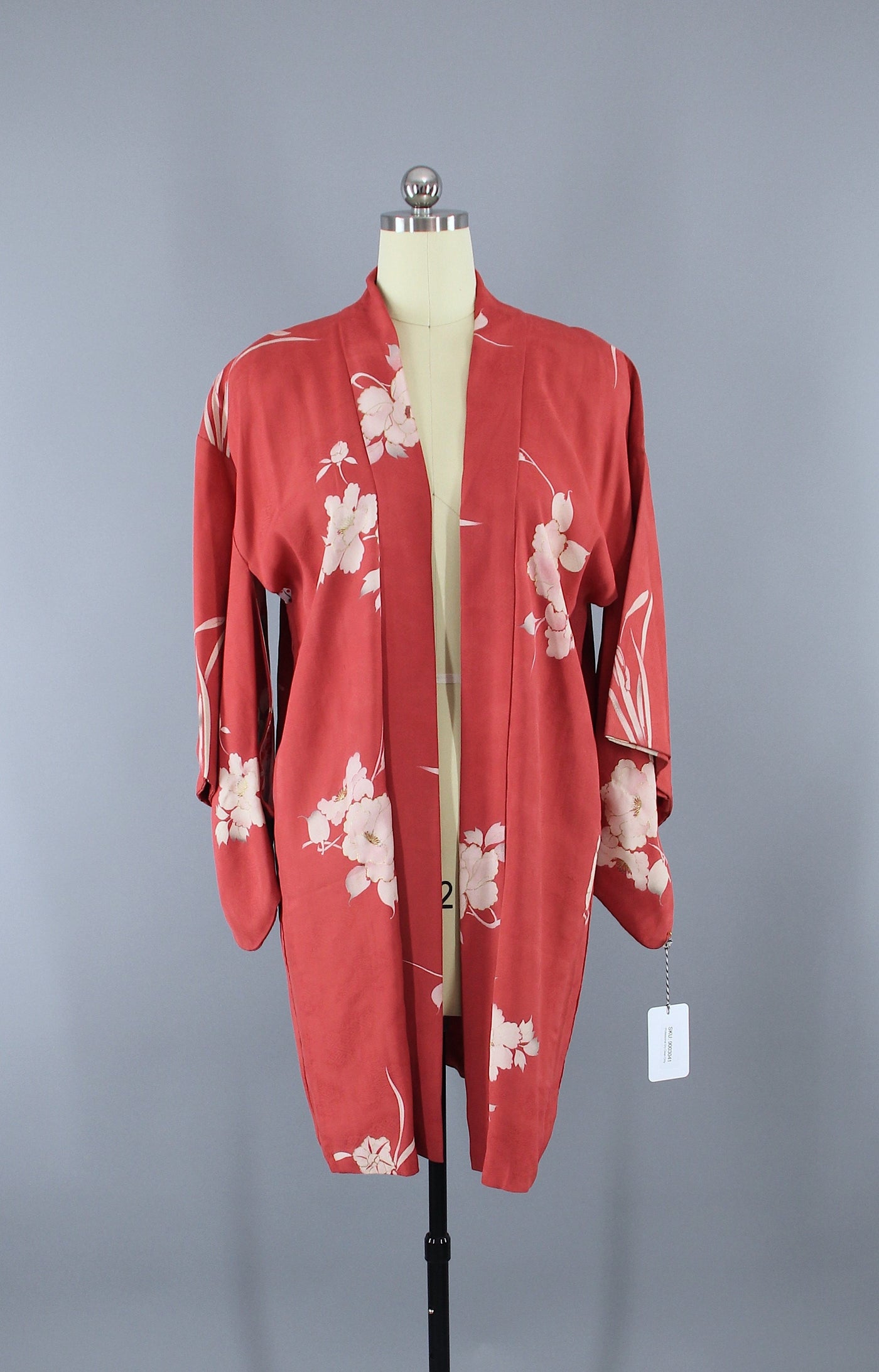 1930s Vintage Silk Haori Kimono Jacket Cardigan / Salmon Pink Floral Print - ThisBlueBird