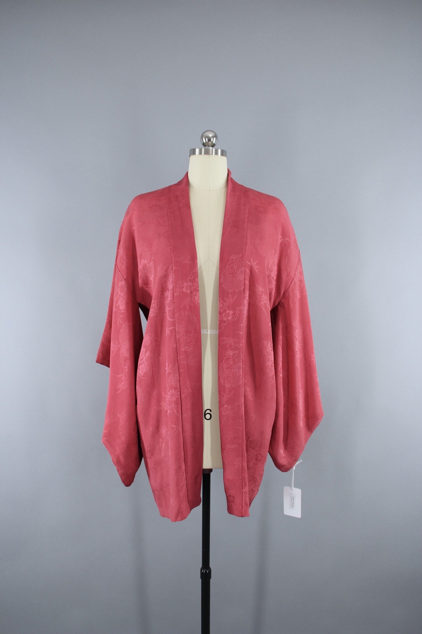 1930s Vintage Silk Haori Kimono Jacket in Dusty Rose Pink - ThisBlueBird