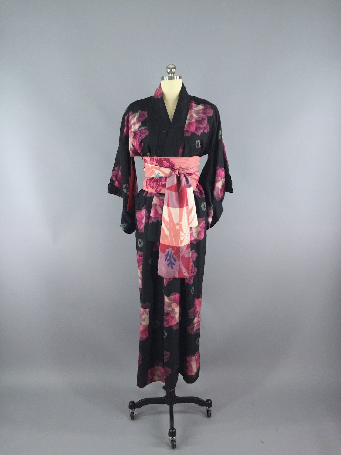 1930s Vintage Silk Kimono Robe / Black Floral Ikat - ThisBlueBird