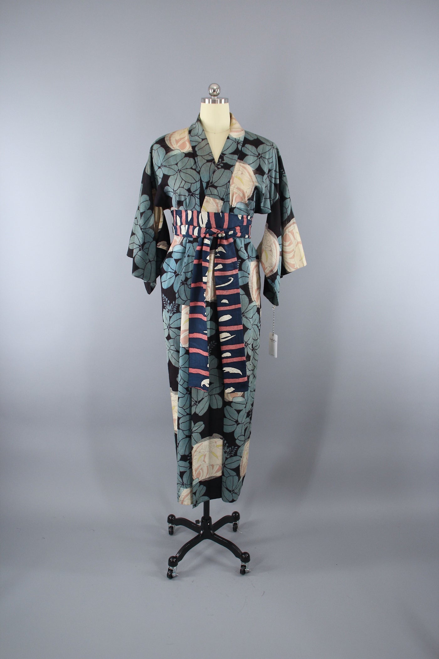 1930s Vintage Silk Kimono Robe / Blue Meisen Tsumugi Raw Silk - ThisBlueBird