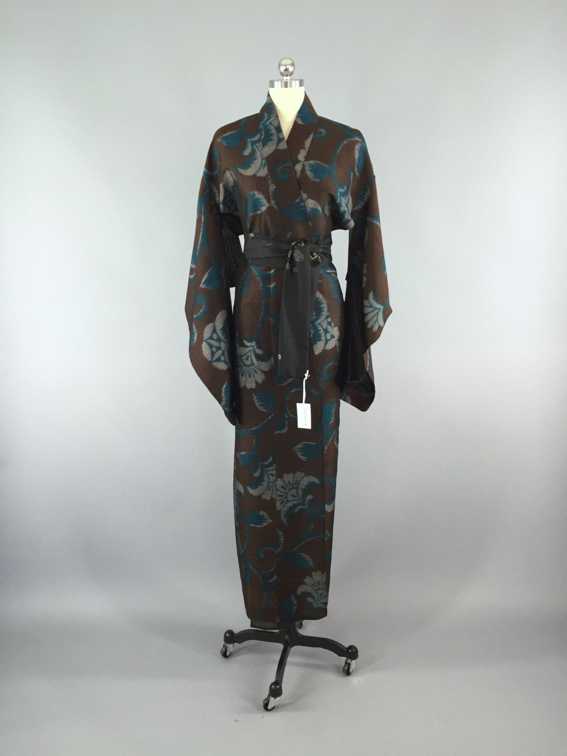 1930s Vintage Silk Kimono Robe / Brown Floral - ThisBlueBird