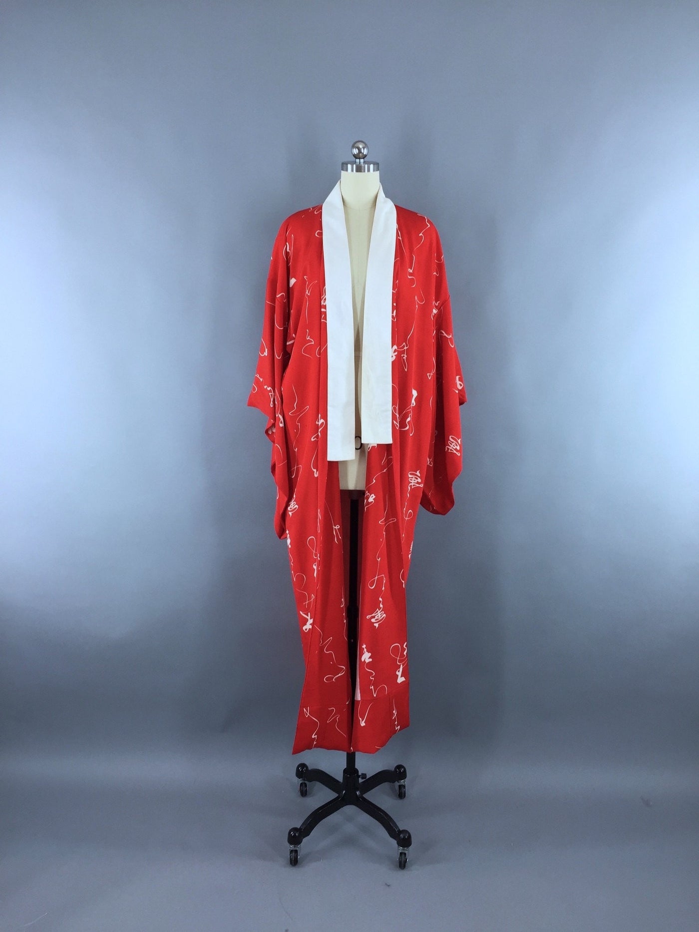 1930s Vintage Silk Kimono Robe / Red Abstract Print - ThisBlueBird