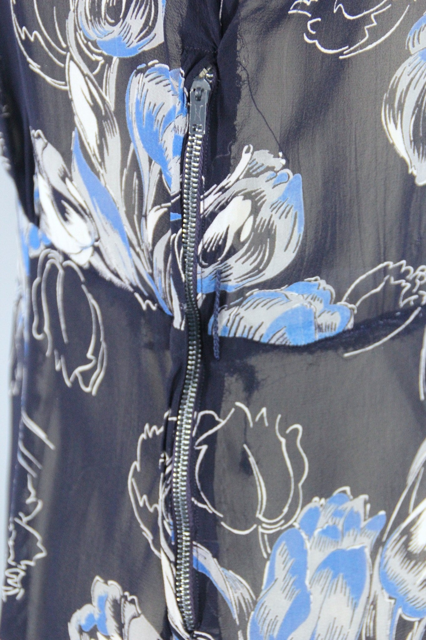 1940s Vintage Blue Floral Print Silk Chiffon Tunic Blouse - ThisBlueBird