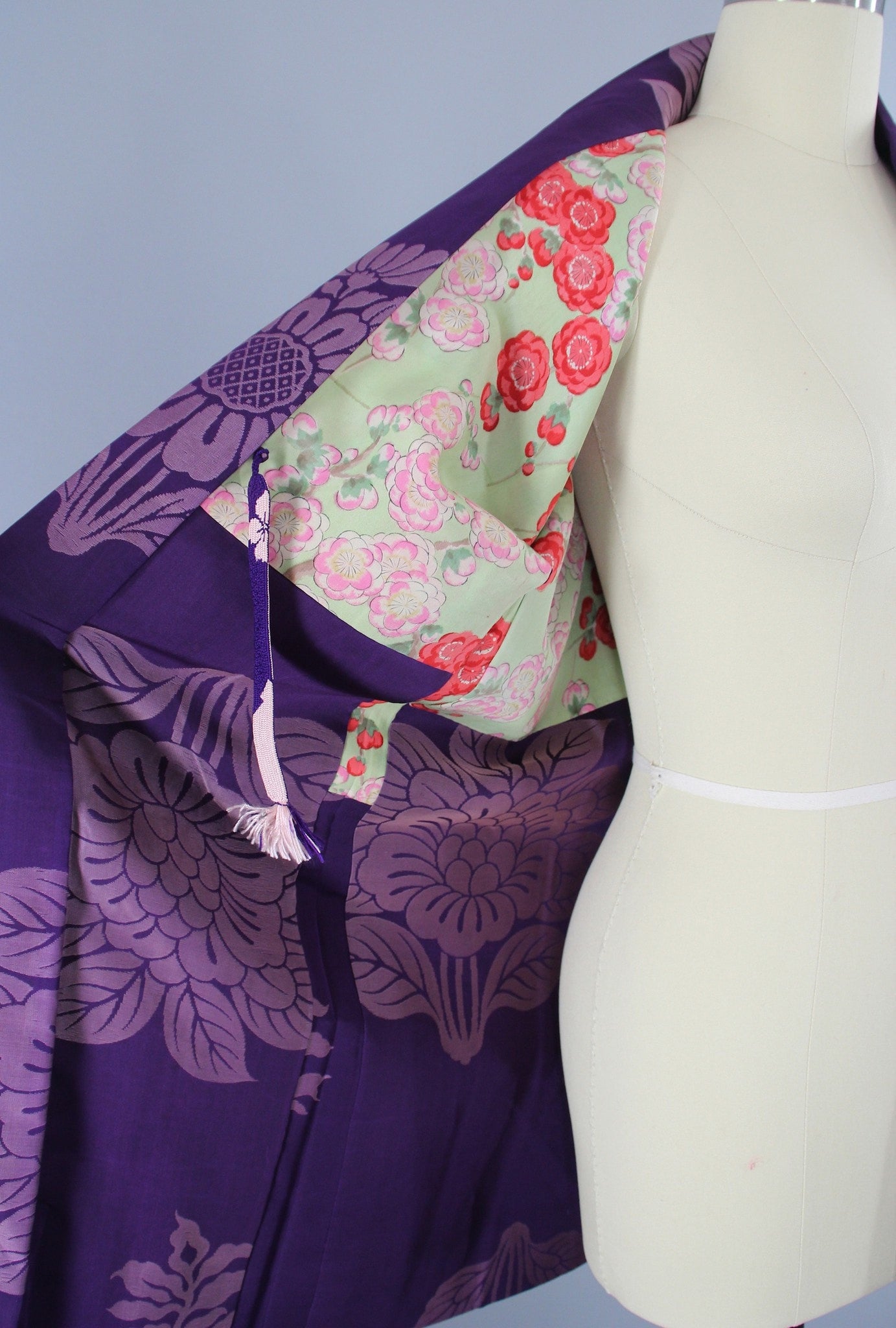1940s Vintage Haori Kimono Jacket Cardigan in Purple Omeshi Floral - ThisBlueBird