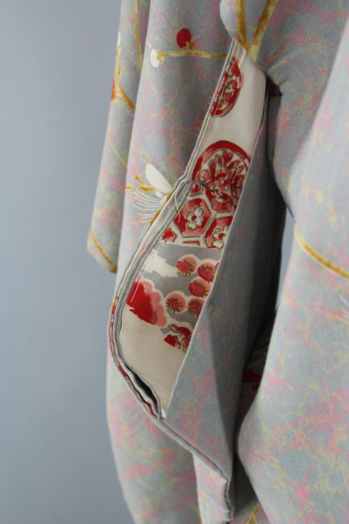1940s Vintage Rayon Haori Kimono Jacket with Taupe Floral Print - ThisBlueBird