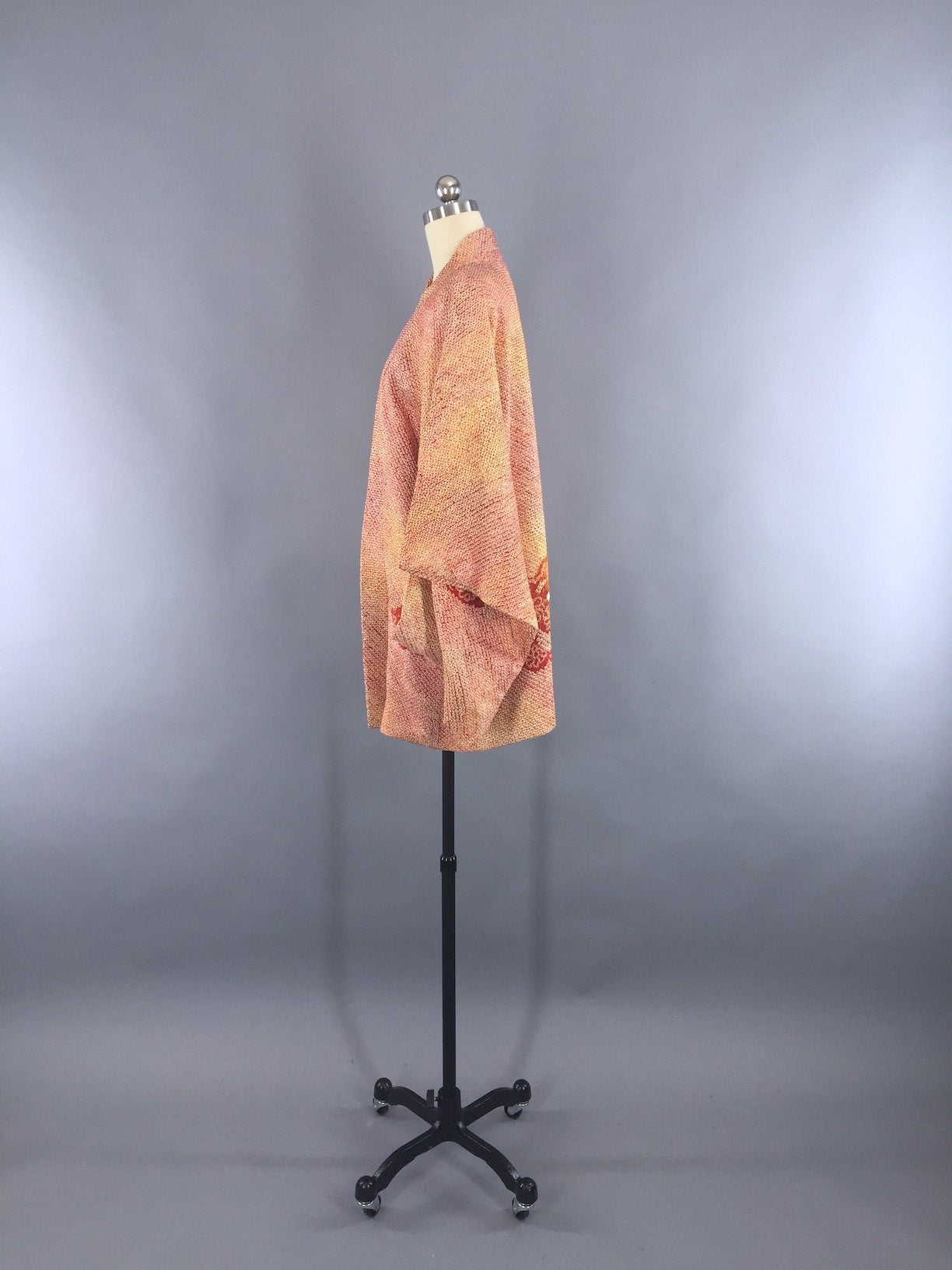1940s Vintage Silk Haori Kimono Cardigan Jacket in Orange Shibori - ThisBlueBird