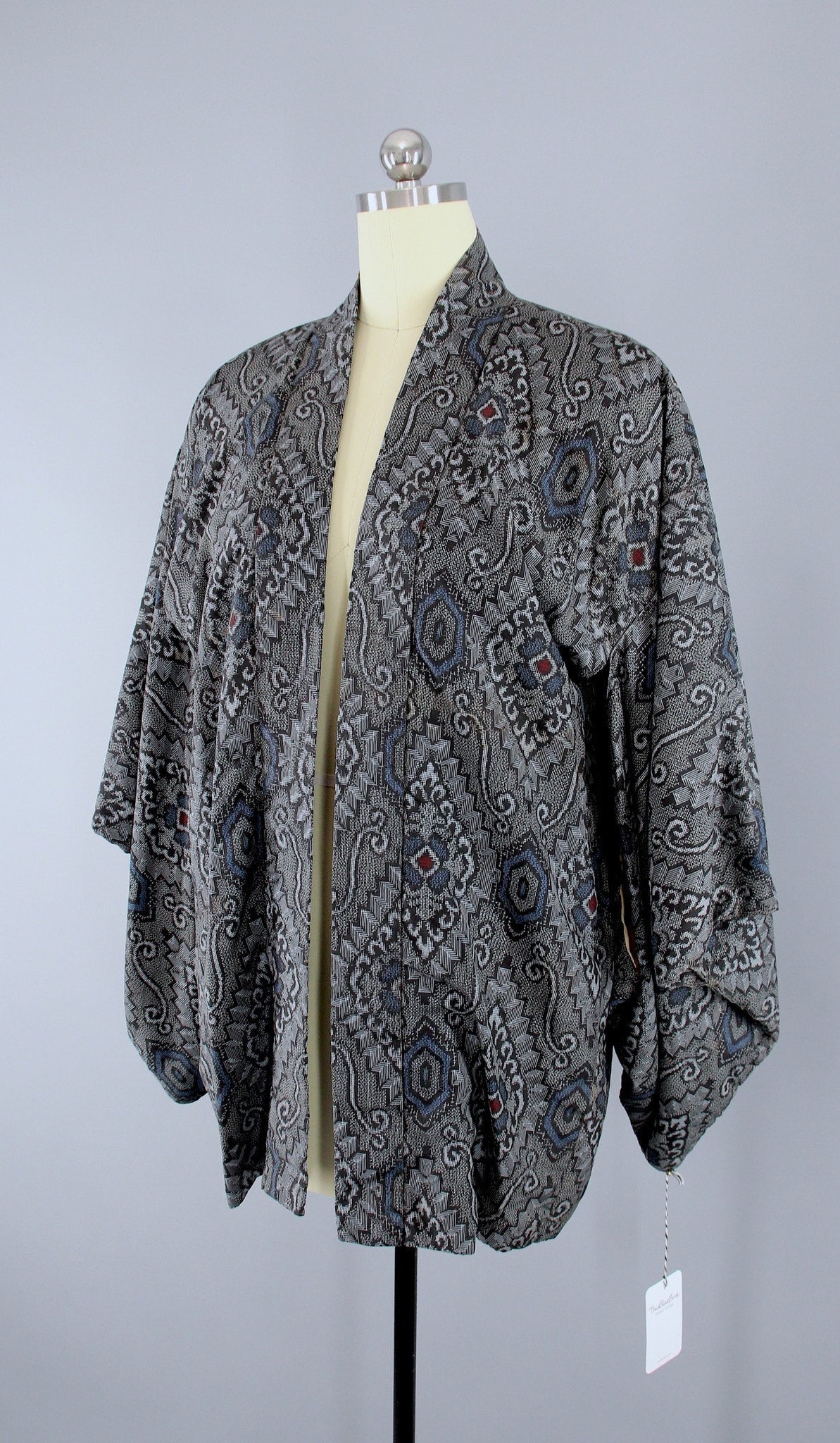 1940s Vintage Silk Haori Kimono Jacket Cardigan in Black & Blue Ikat - ThisBlueBird