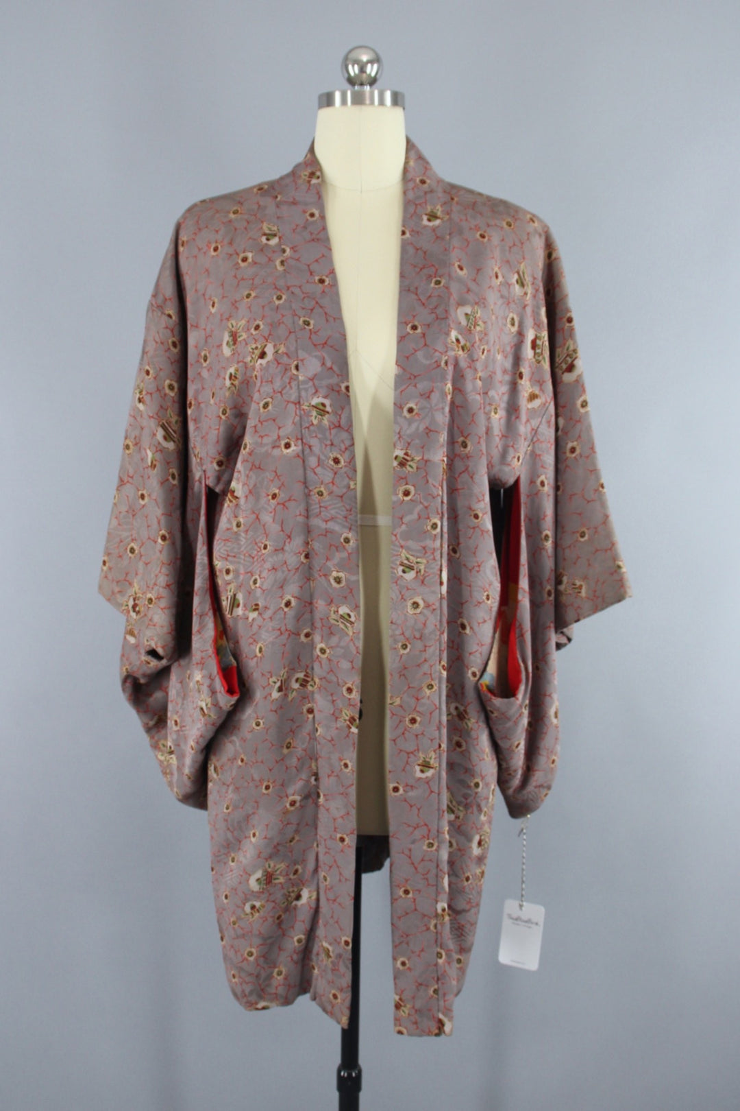 1940s Vintage Silk Haori Kimono Jacket Cardigan / Grey Red Abstract - ThisBlueBird