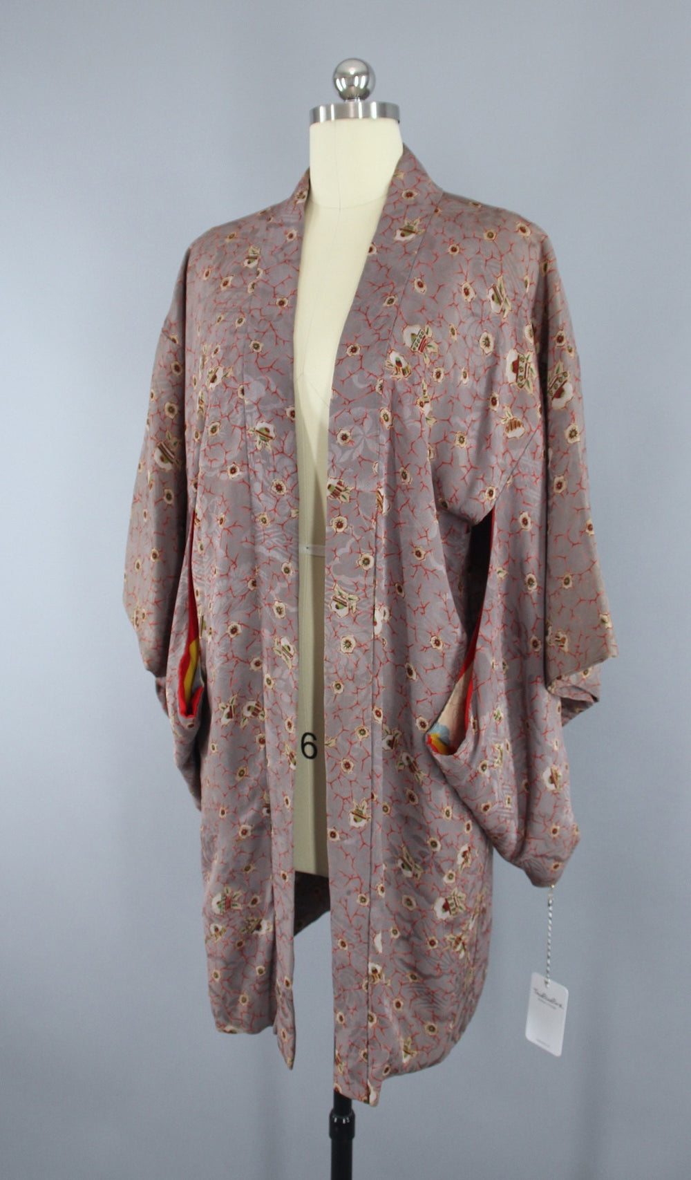 1940s Vintage Silk Haori Kimono Jacket Cardigan / Grey Red Abstract - ThisBlueBird