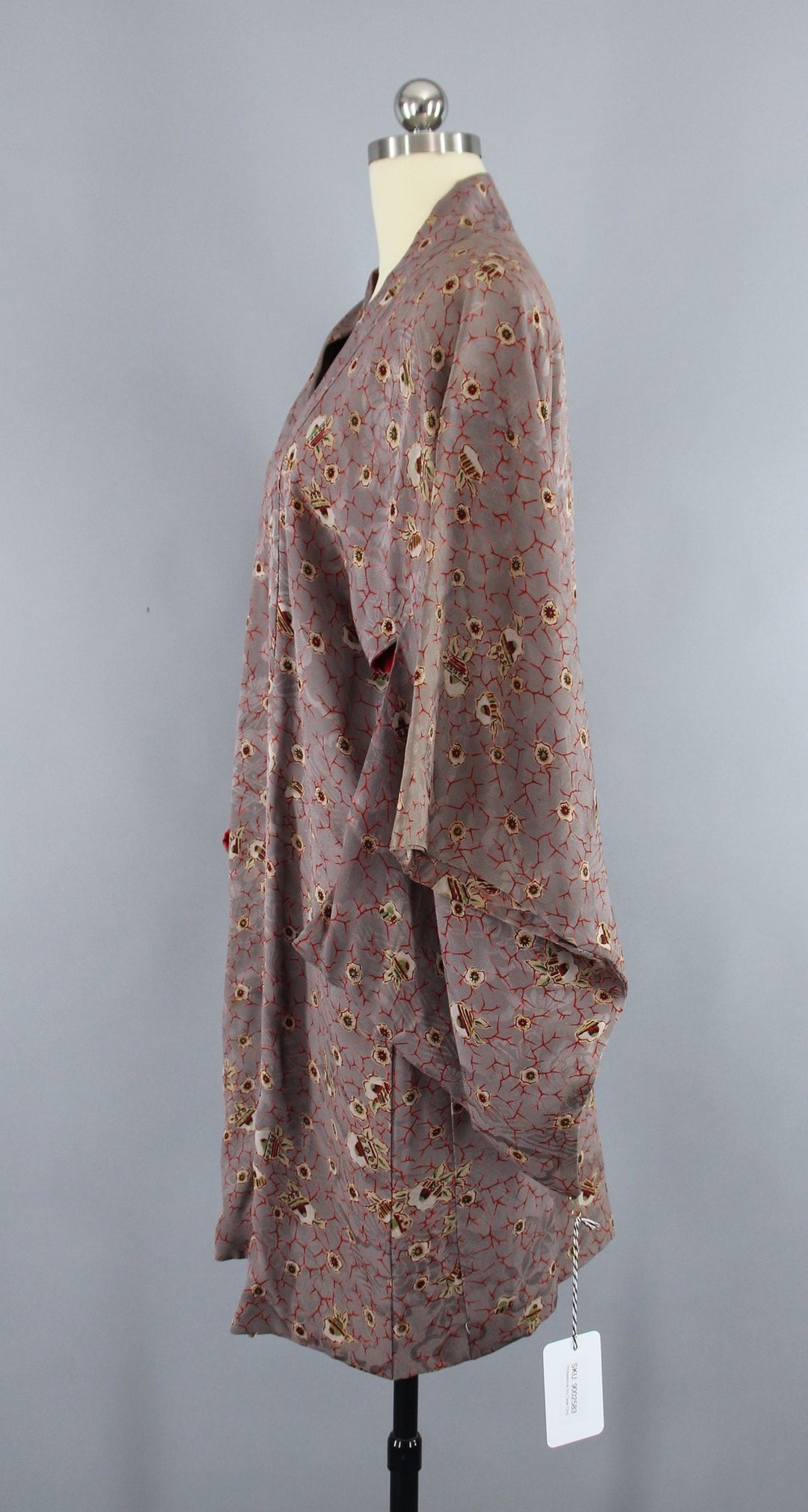 1940s Vintage Silk Haori Kimono Jacket Cardigan / Grey Red Abstract - ThisBlueBird