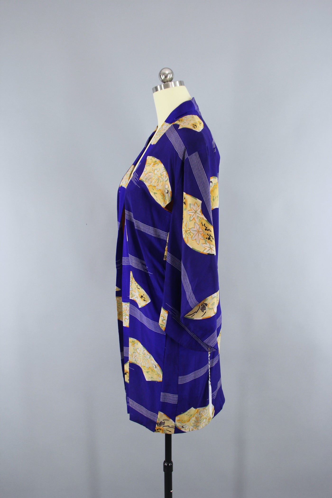 1940s Vintage Silk Haori Kimono Jacket Cardigan with Royal Blue Fans Print - ThisBlueBird