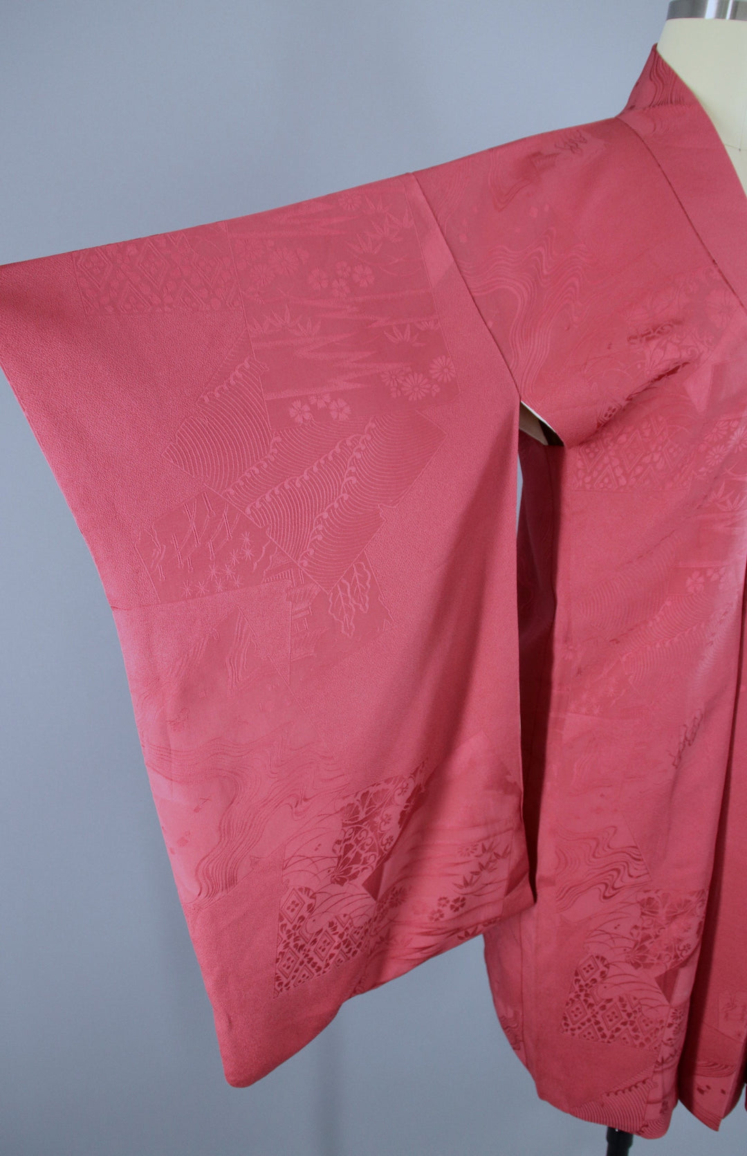 1940s Vintage Silk Haori Kimono Jacket / Dark Mauve Pink - ThisBlueBird