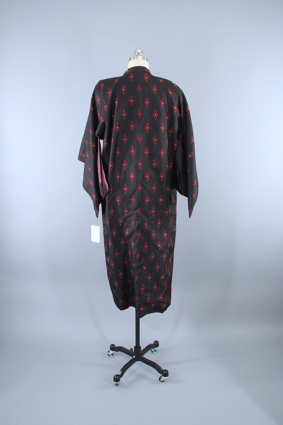 1940s Vintage Silk Kimono Jacket Coat / Black &amp; Red Ikat - ThisBlueBird