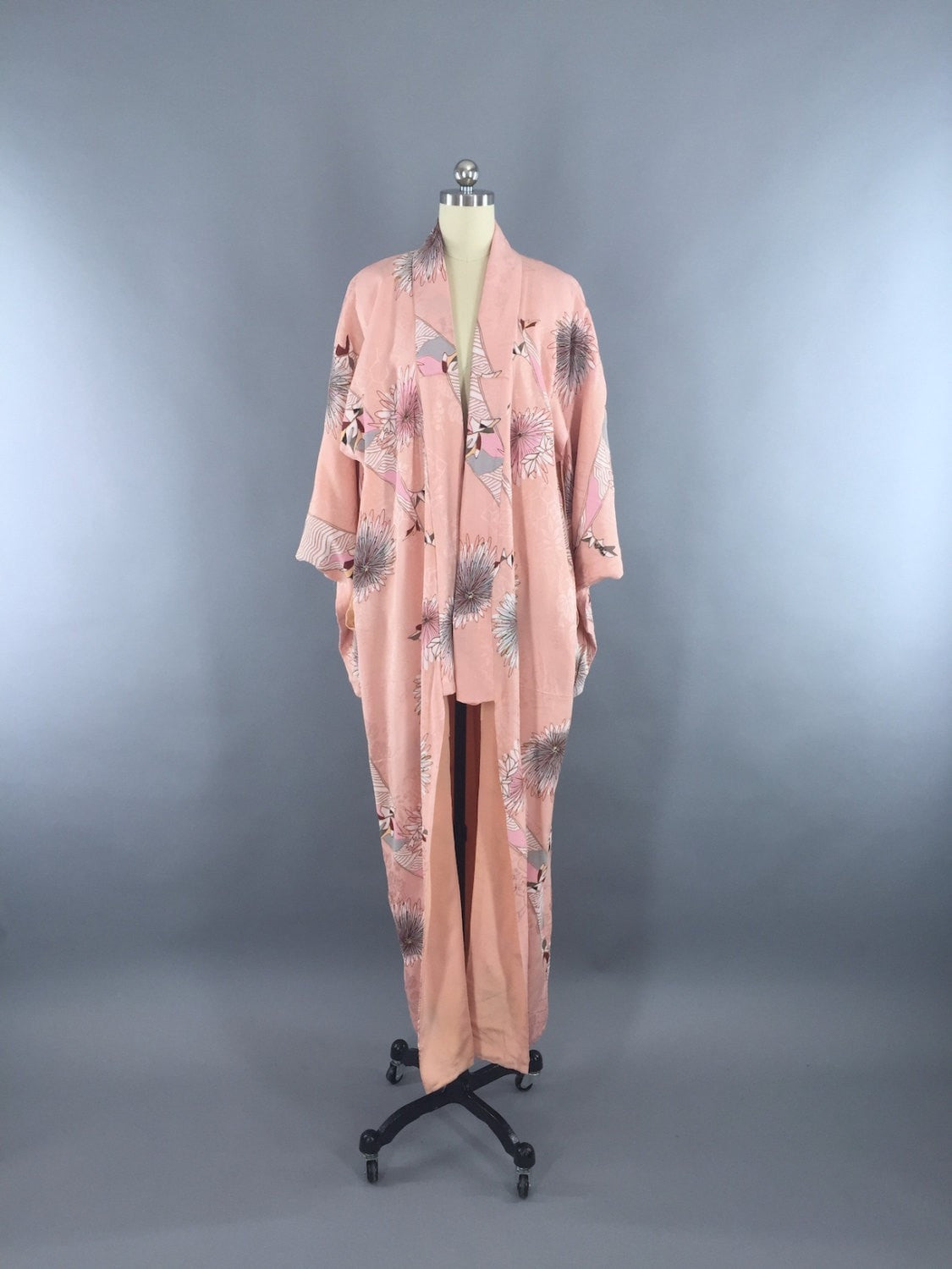 1940s Vintage Silk Kimono Robe / Art Deco Pink Floral - ThisBlueBird