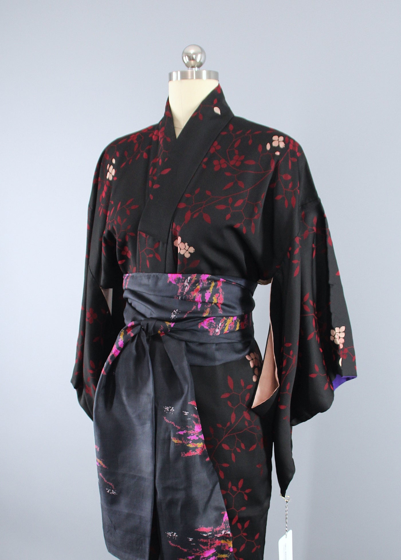 1940s Vintage Silk Kimono Robe / Black & Red Omeshi Floral - ThisBlueBird