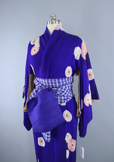 1940s Vintage Silk Kimono Robe / Blue Purple Daisy Print - ThisBlueBird
