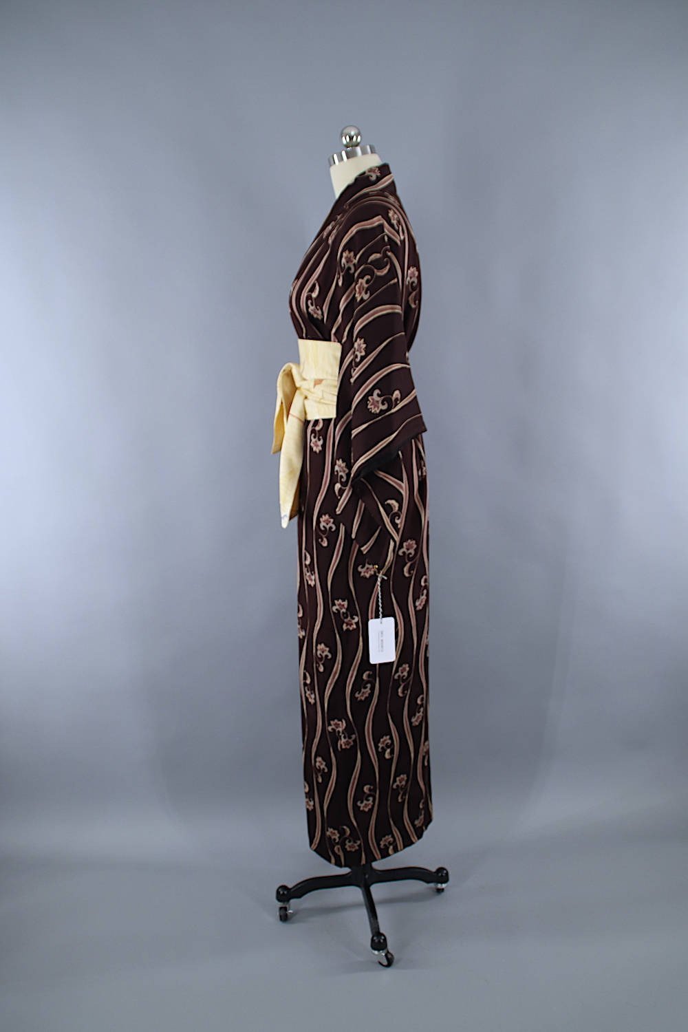 1940s Vintage Silk Kimono Robe / Brown Purple Floral - ThisBlueBird