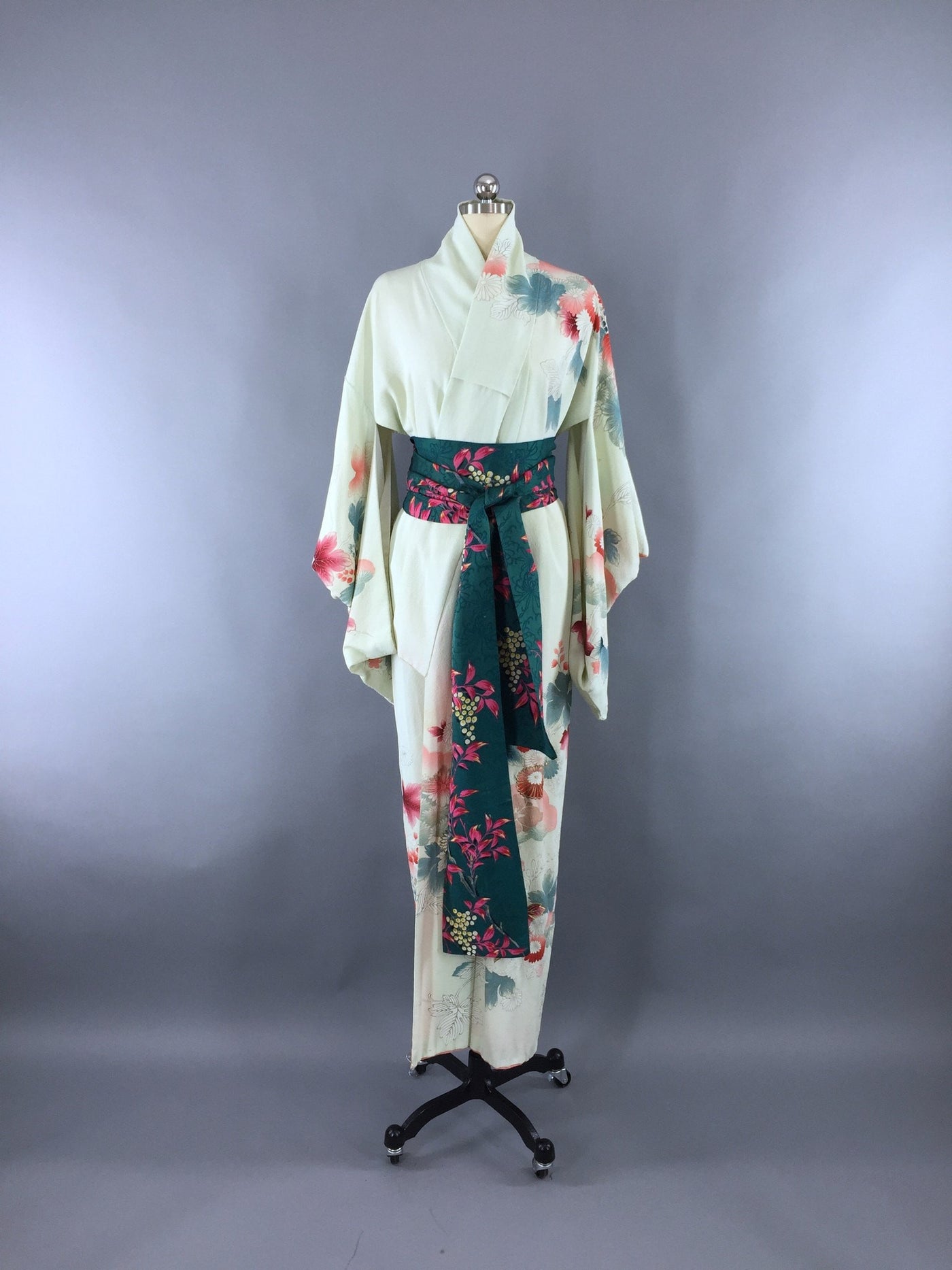 1940s Vintage Silk Kimono Robe / Celedon Aqua Pink Floral - ThisBlueBird