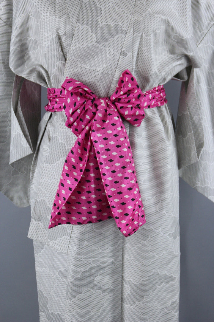 1940s Vintage Silk Kimono Robe / Grey &amp; White Clouds Ikat - ThisBlueBird