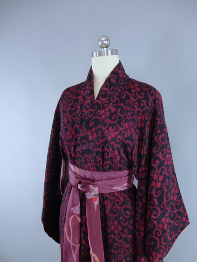 1940s Vintage Silk Kimono Robe in Black and Cranberry Red Arabesque - ThisBlueBird
